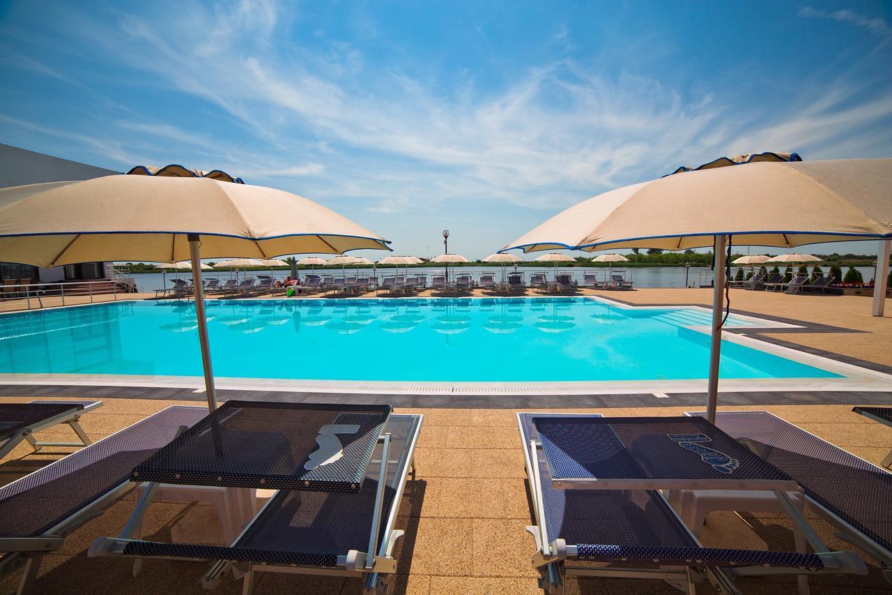 Hotel Evergreen Amara Dış mekan fotoğraf